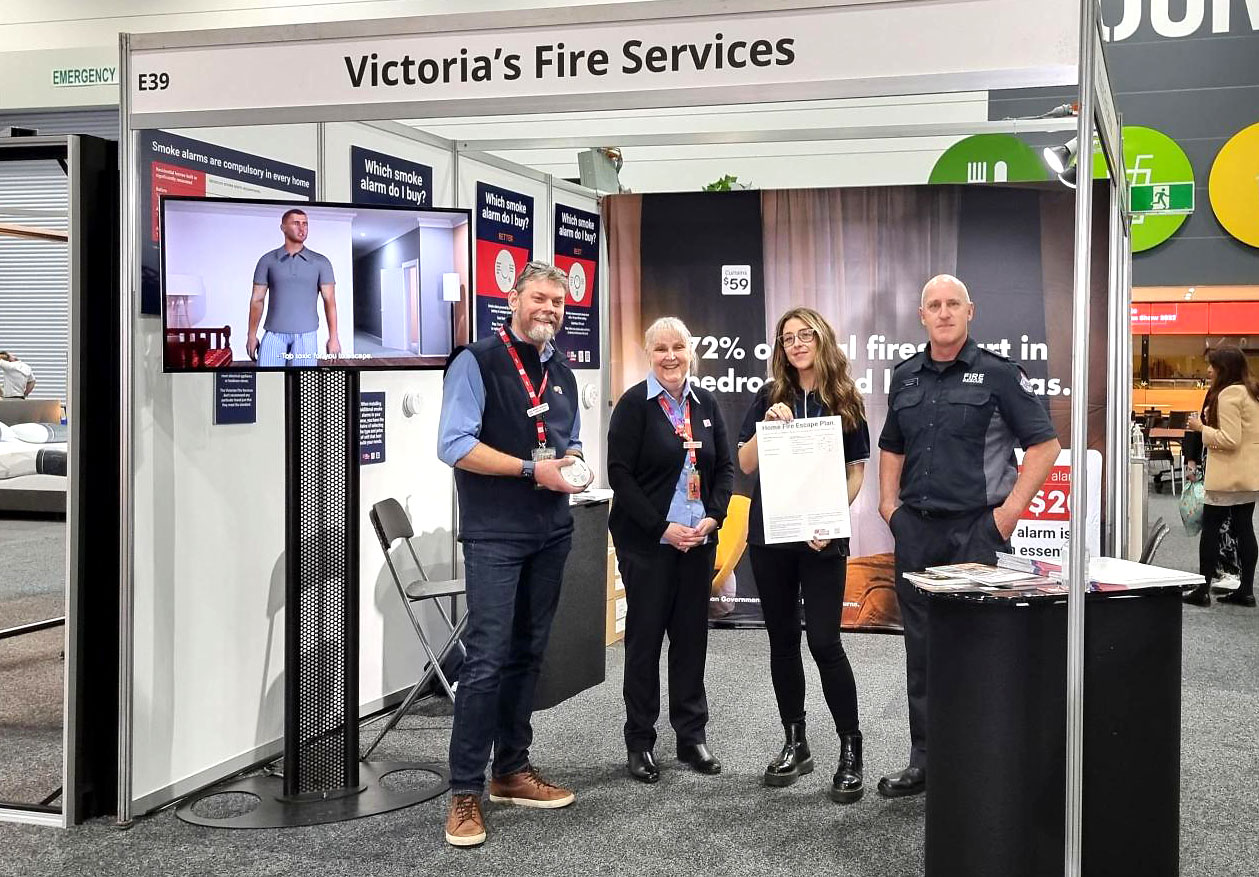 Image of CFA and FRV staff at the home show